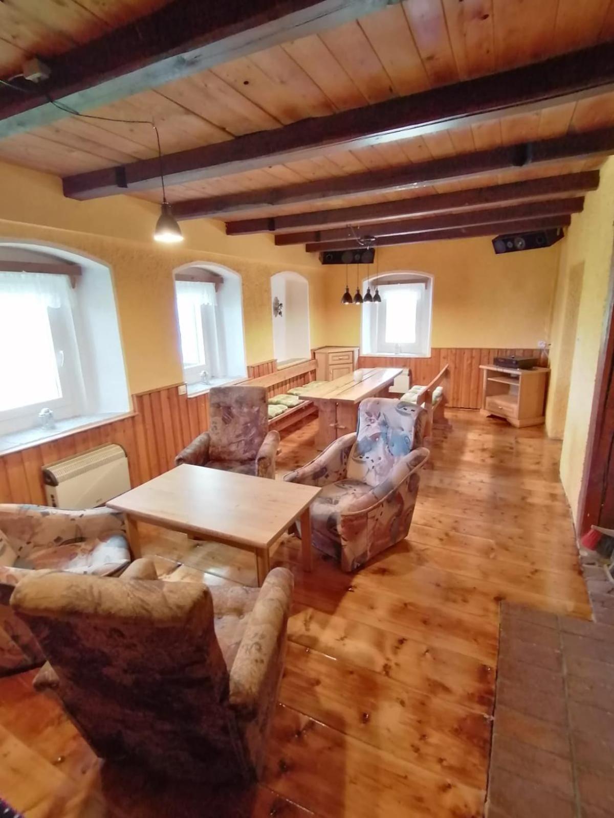 Villa Medvedi Boudy Loučná pod Klínovcem Exterior foto